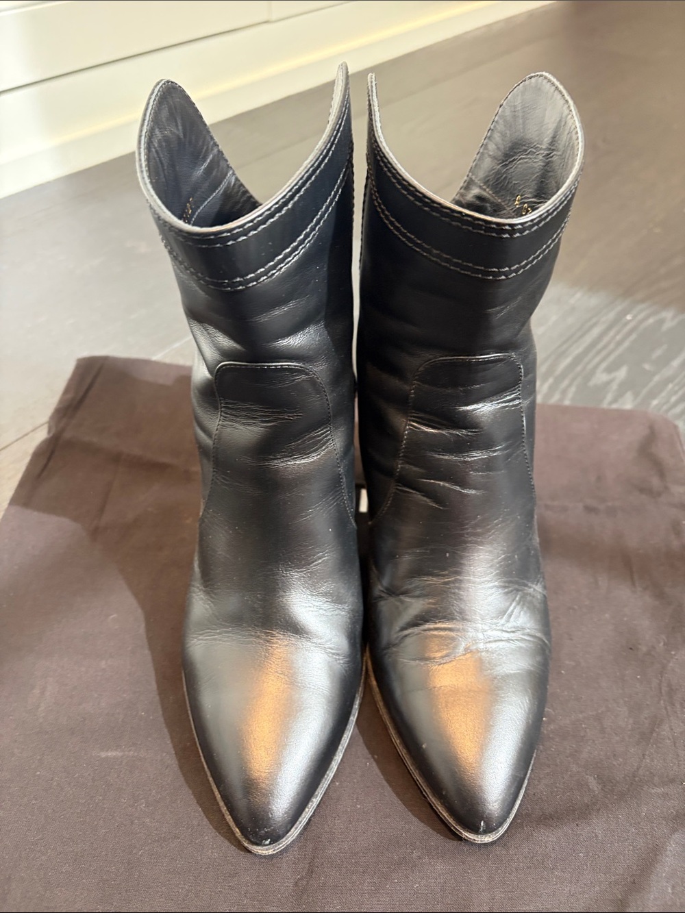 CHANEL Black Pointed-Toe Leather Ankle Booties
